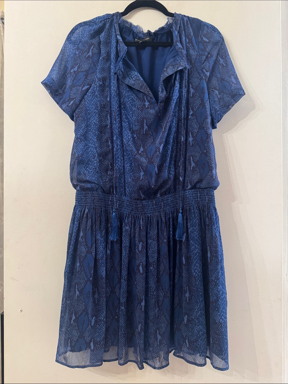 Banana Republic size Large Navy Blue Snake Print Short Sleeve Dress